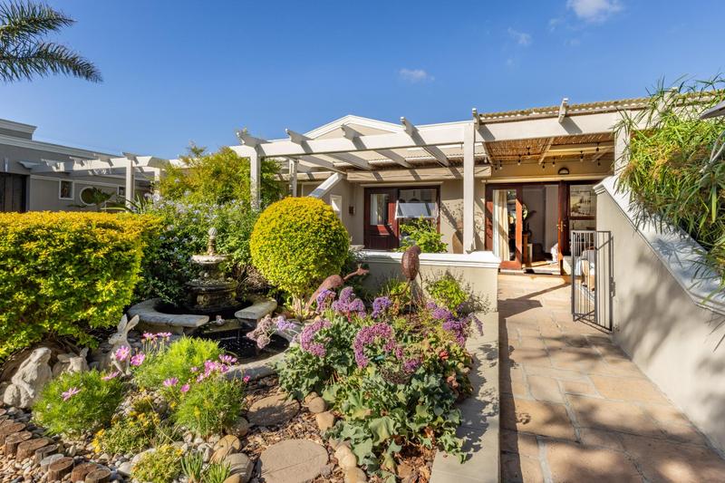 6 Bedroom Property for Sale in Plumstead Western Cape